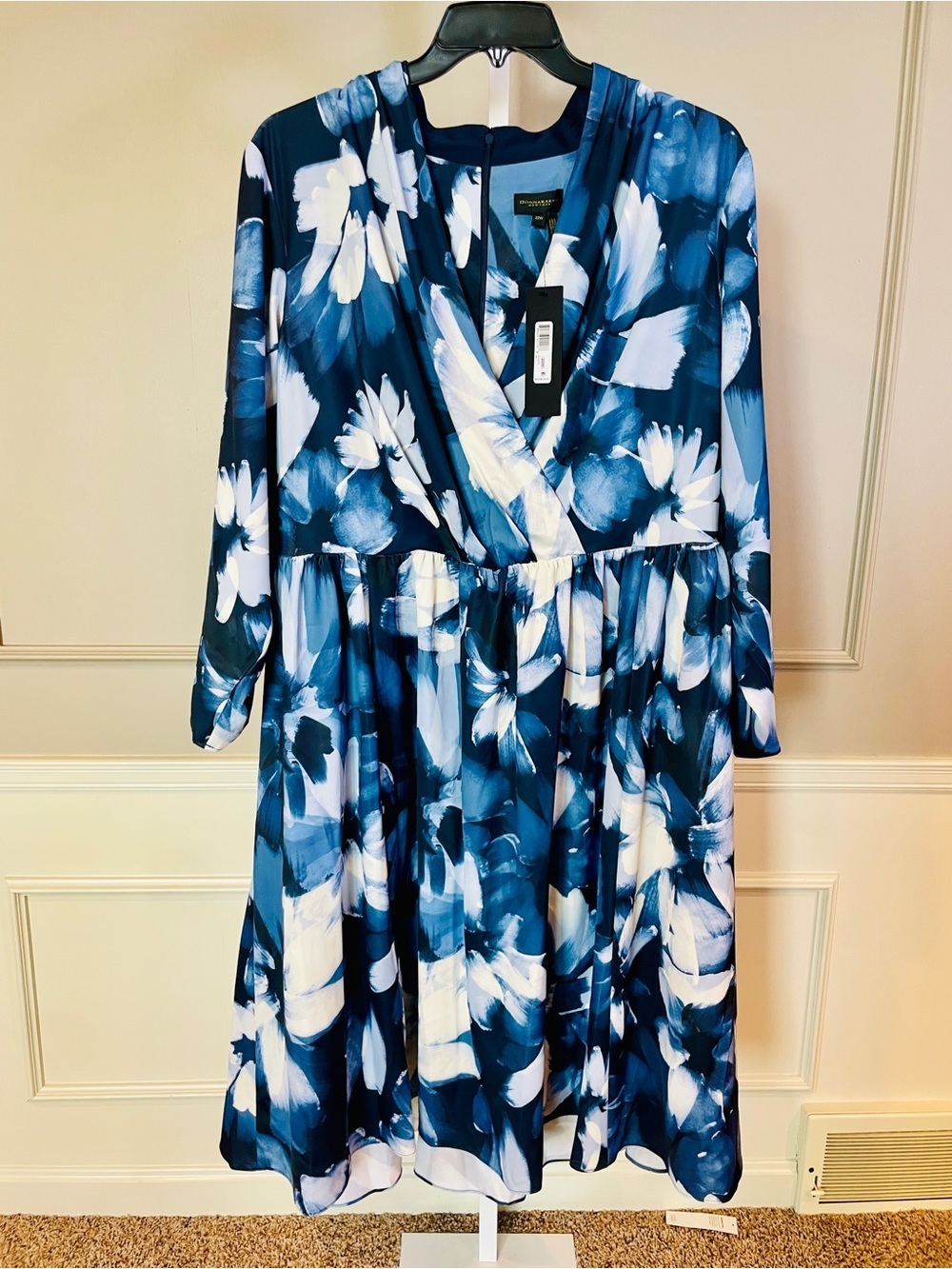 Donna Karan NWT 24W Abstract Floral Midi Dress Blue Black V Neck Satin $179